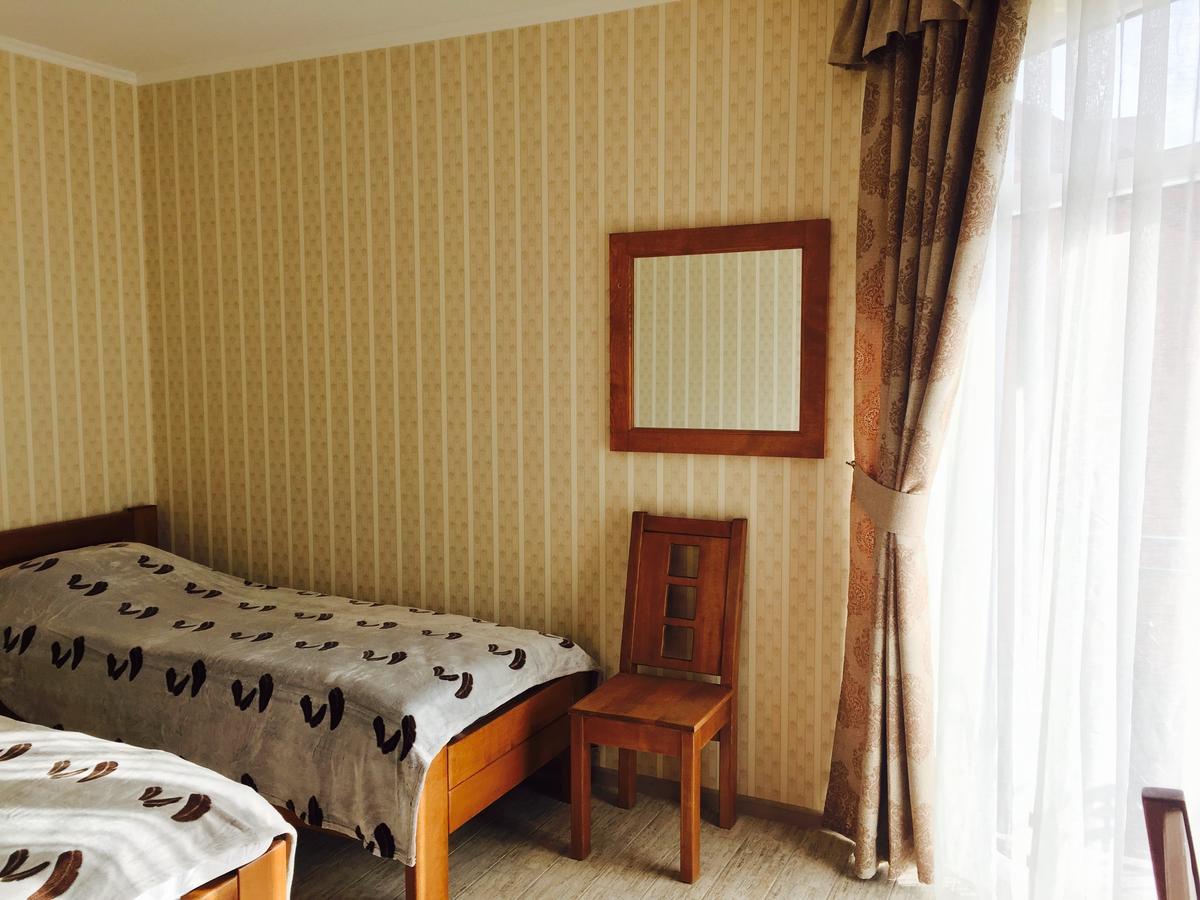 Mini Hotel Solnce Karpat Polyana  Extérieur photo